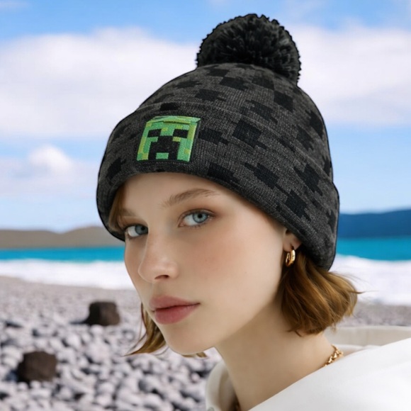 🆕Minecraft Black and Gray Gamer Hat - Picture 5 of 16